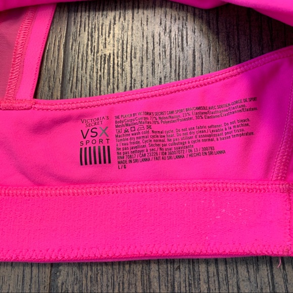 Victoria Secret - Picture 5 of 6